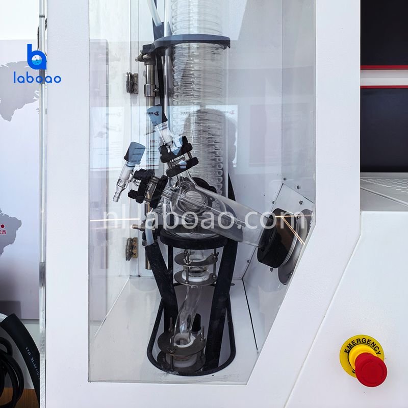 Rotatieverdamper met beveiligingsinrichting en automatische vul- en afvoerfunctie