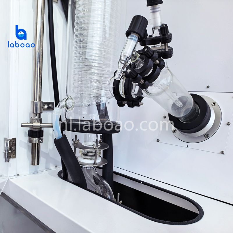 Rotatieverdamper met beveiligingsinrichting en automatische vul- en afvoerfunctie